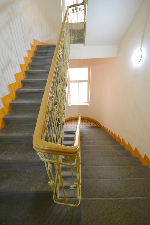 Cozy Flat By The Astronomical Clock Prague Exterior photo