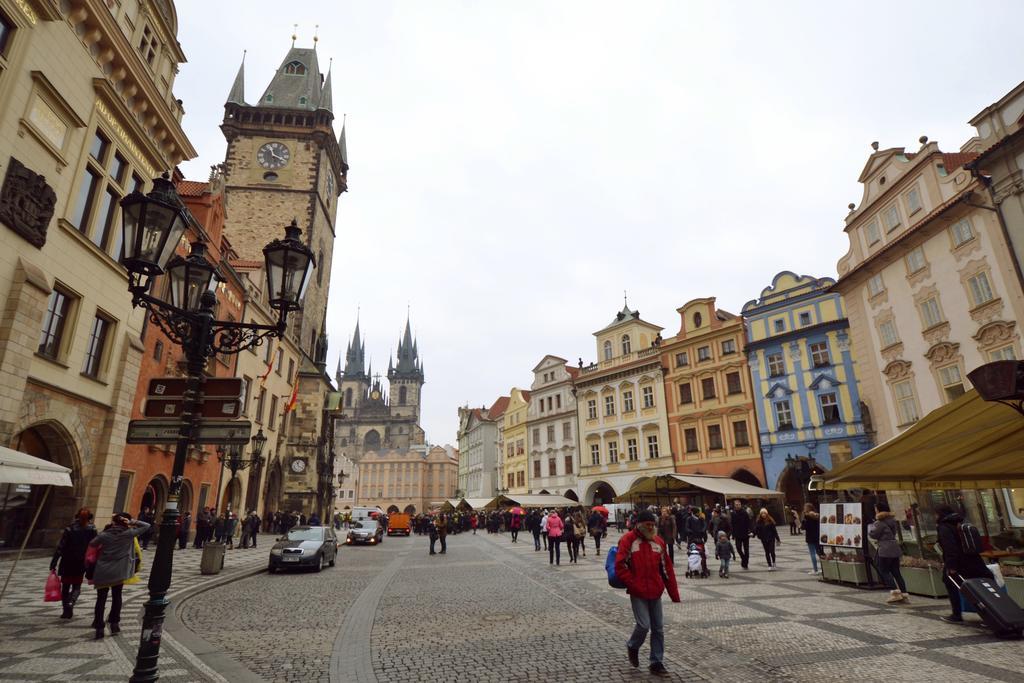 Cozy Flat By The Astronomical Clock Prague Exterior photo