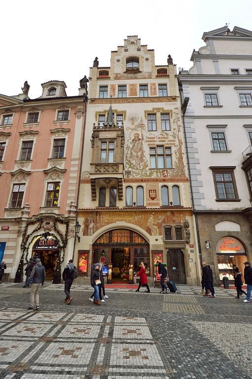 Cozy Flat By The Astronomical Clock Prague Exterior photo